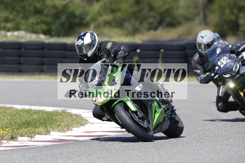 /Archiv-2025/48 25.08.2025 Cornu Master School ADR/blau-bleu/85